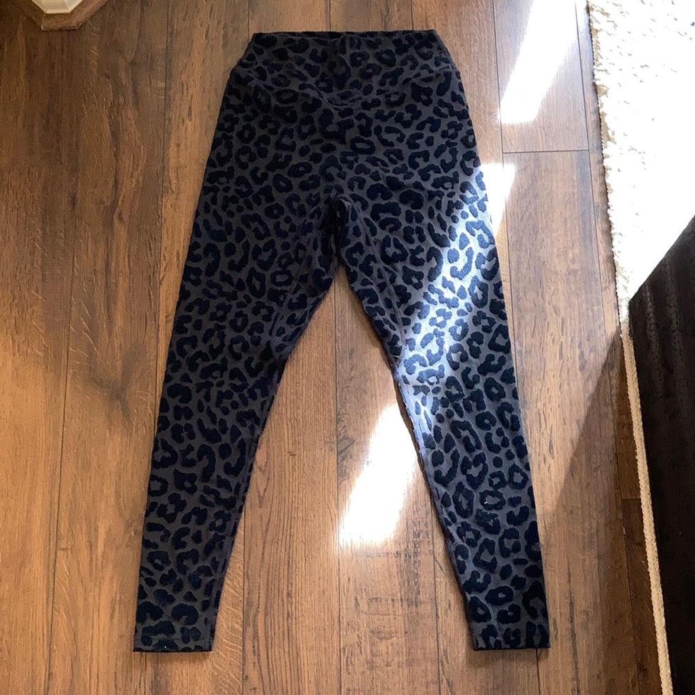 Leopard leggings! New only tried on!